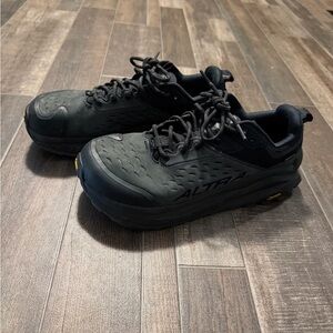Altra All-Black Shoes
